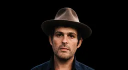 Gregory Alan Isakov with The Chicago Philharmonic