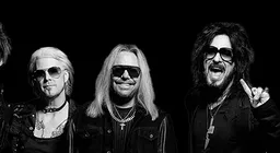 Motley Crue & Tesla