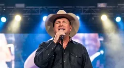 Garth Brooks