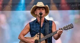 Kenny Chesney, Eric Church, Sheryl Crow & Greylan James
