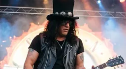 Slash, Myles Kennedy & The Conspirators