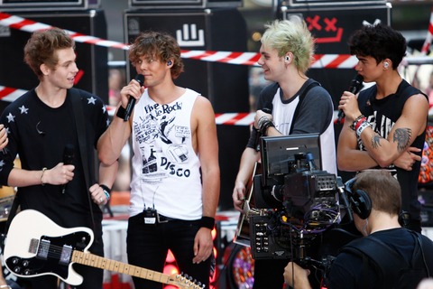 5 Seconds of Summer in Boston, MA Tickets